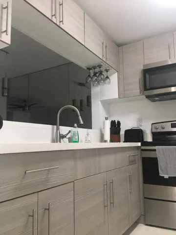 Lime Bay Apt 212 (2)