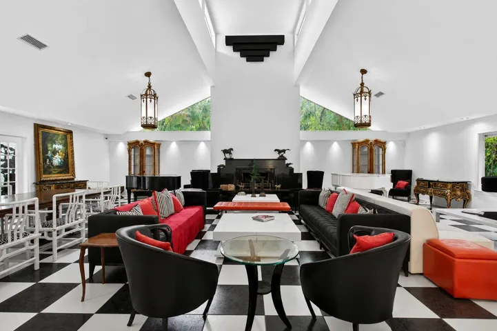 Living:Dining 2