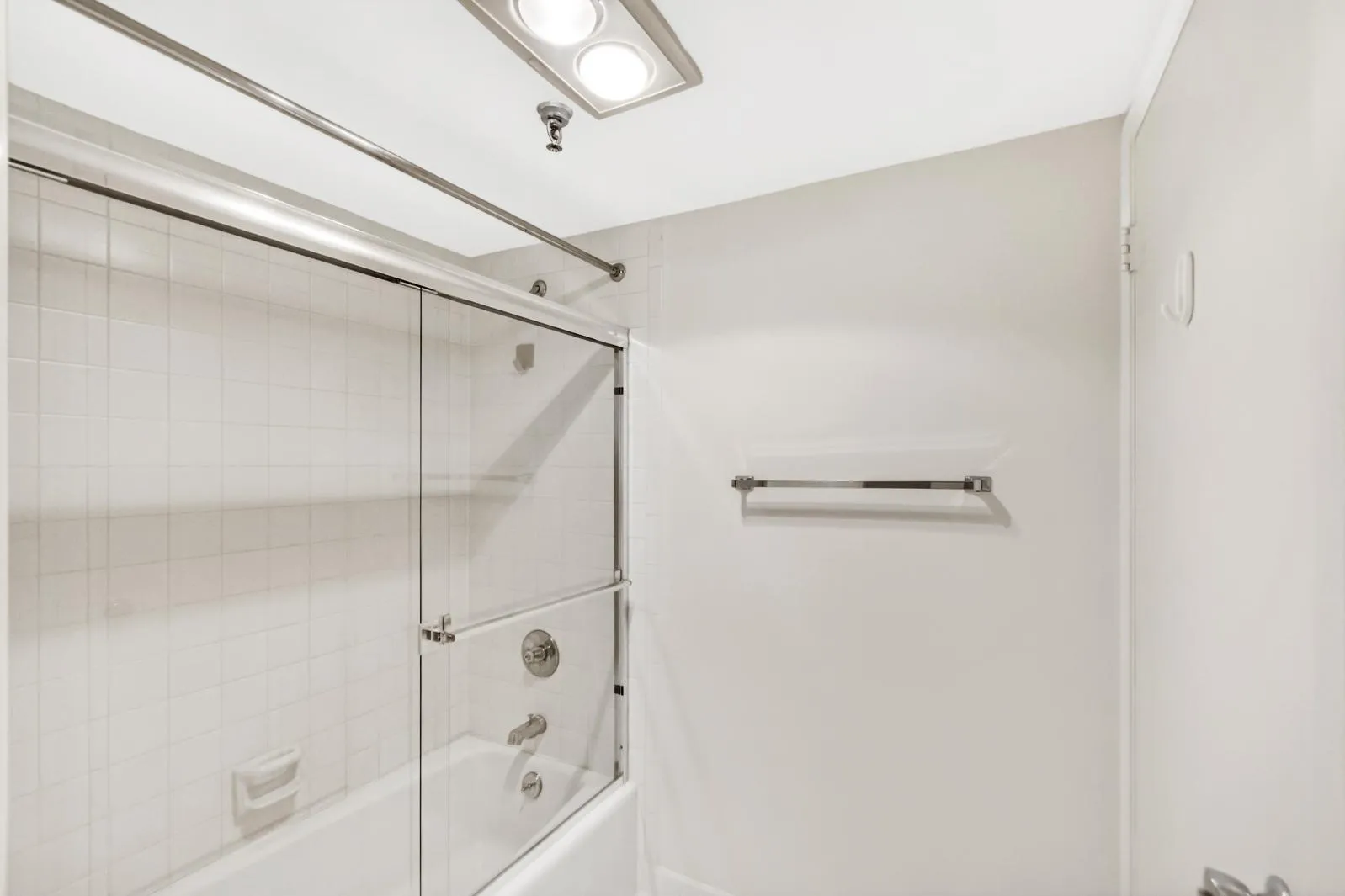 Combo Tub/Shower