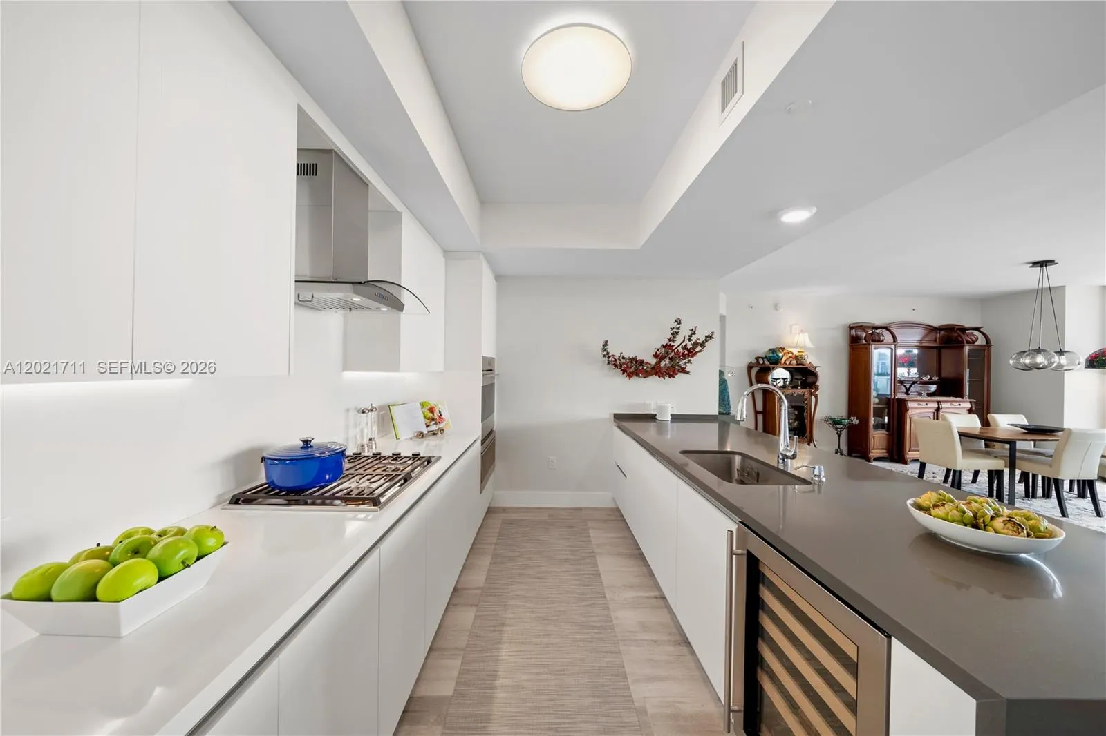 Wolf & Sub-Zero Appliances. Including Gas Cooktop