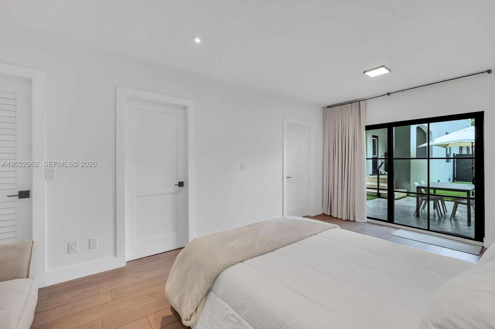 Property photo 37