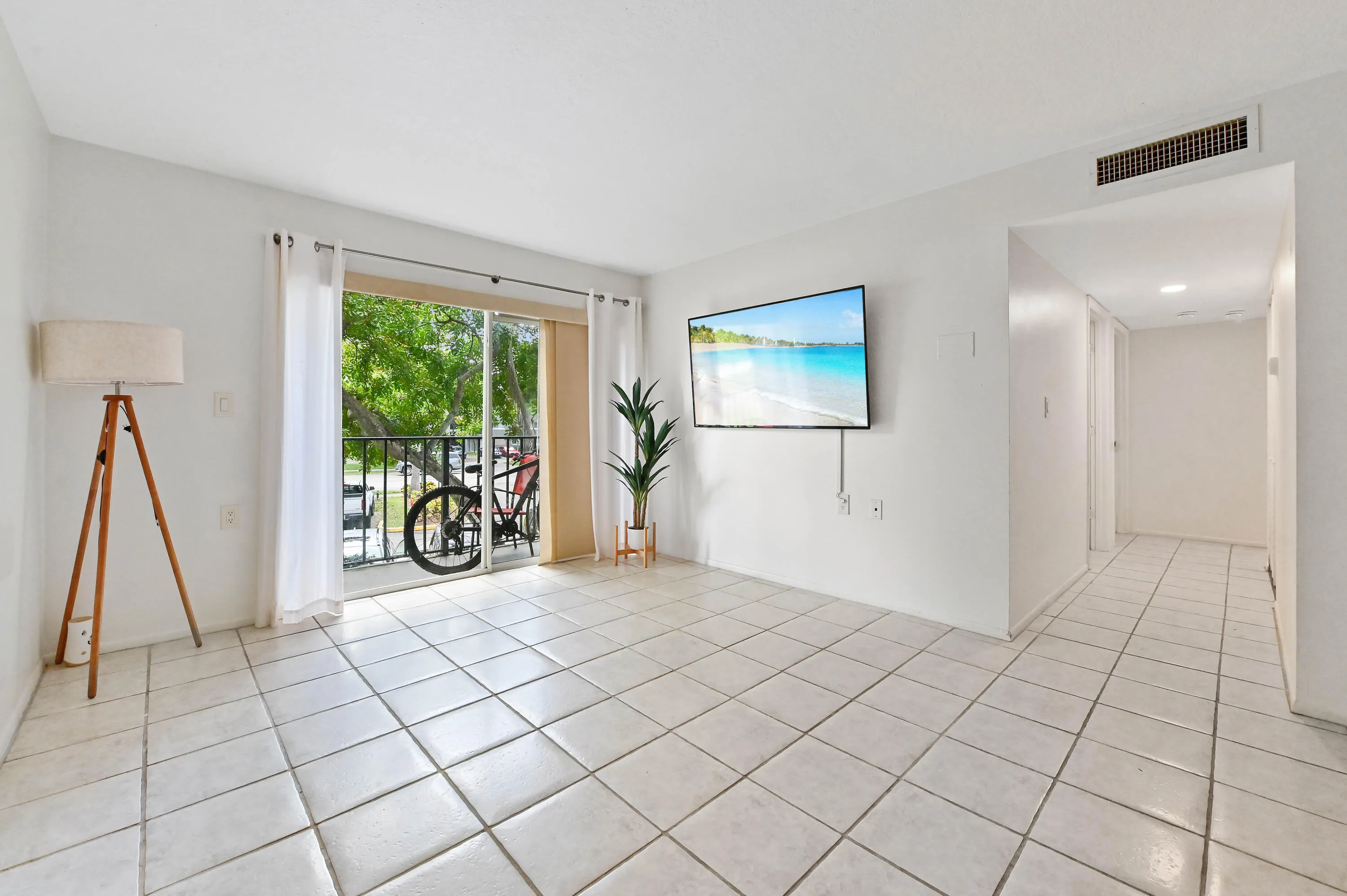 05 Living room 02