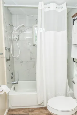 Photo 31