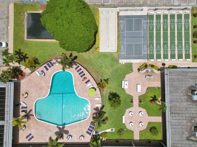 Overhead Pool