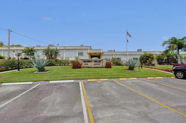 Clubhouse Front