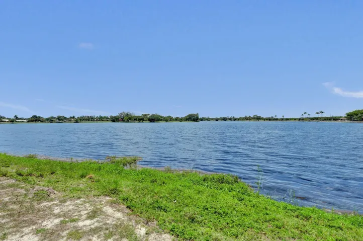 Lake Osborne