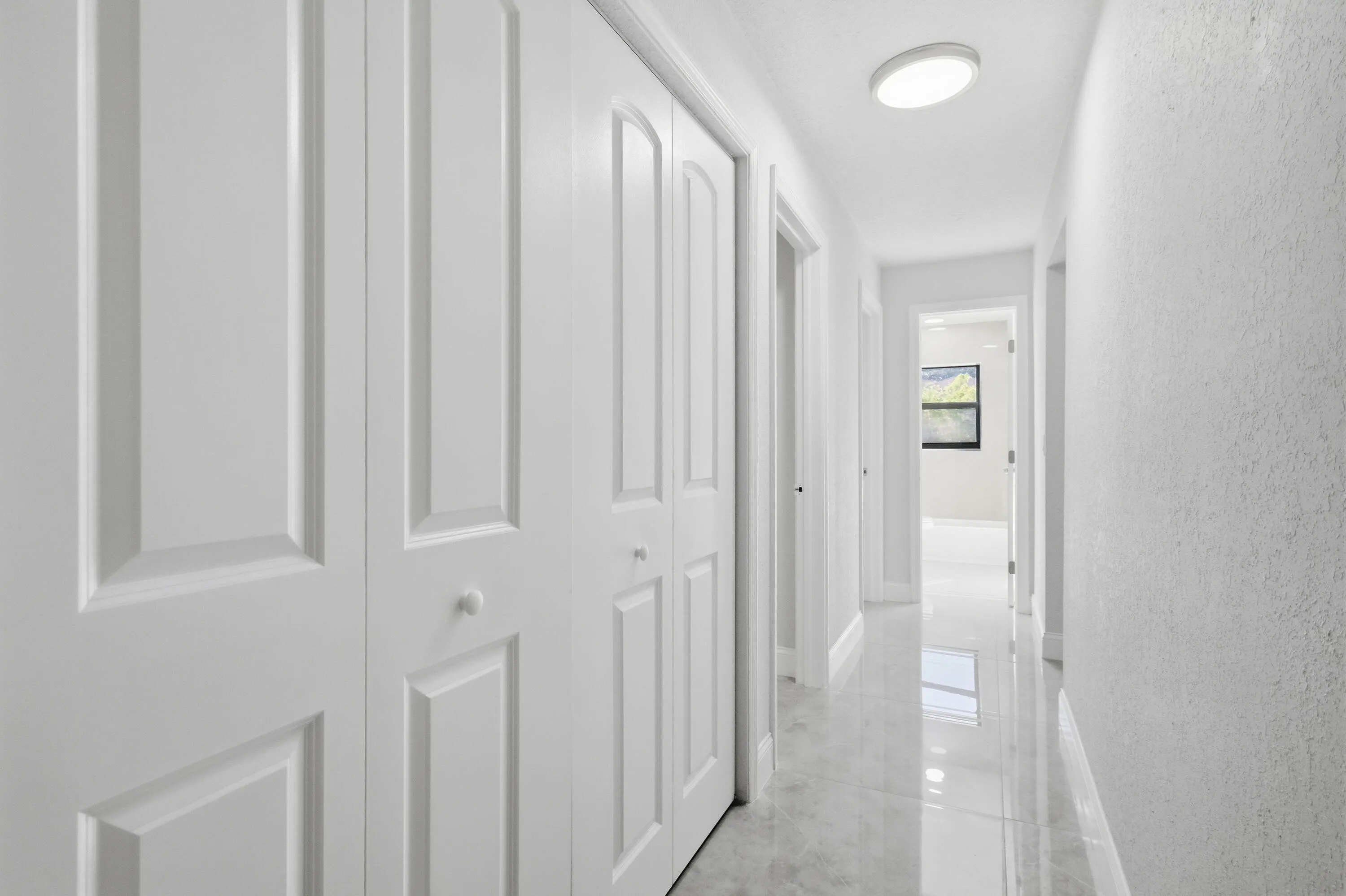 22390 SW 66th Ave-33
