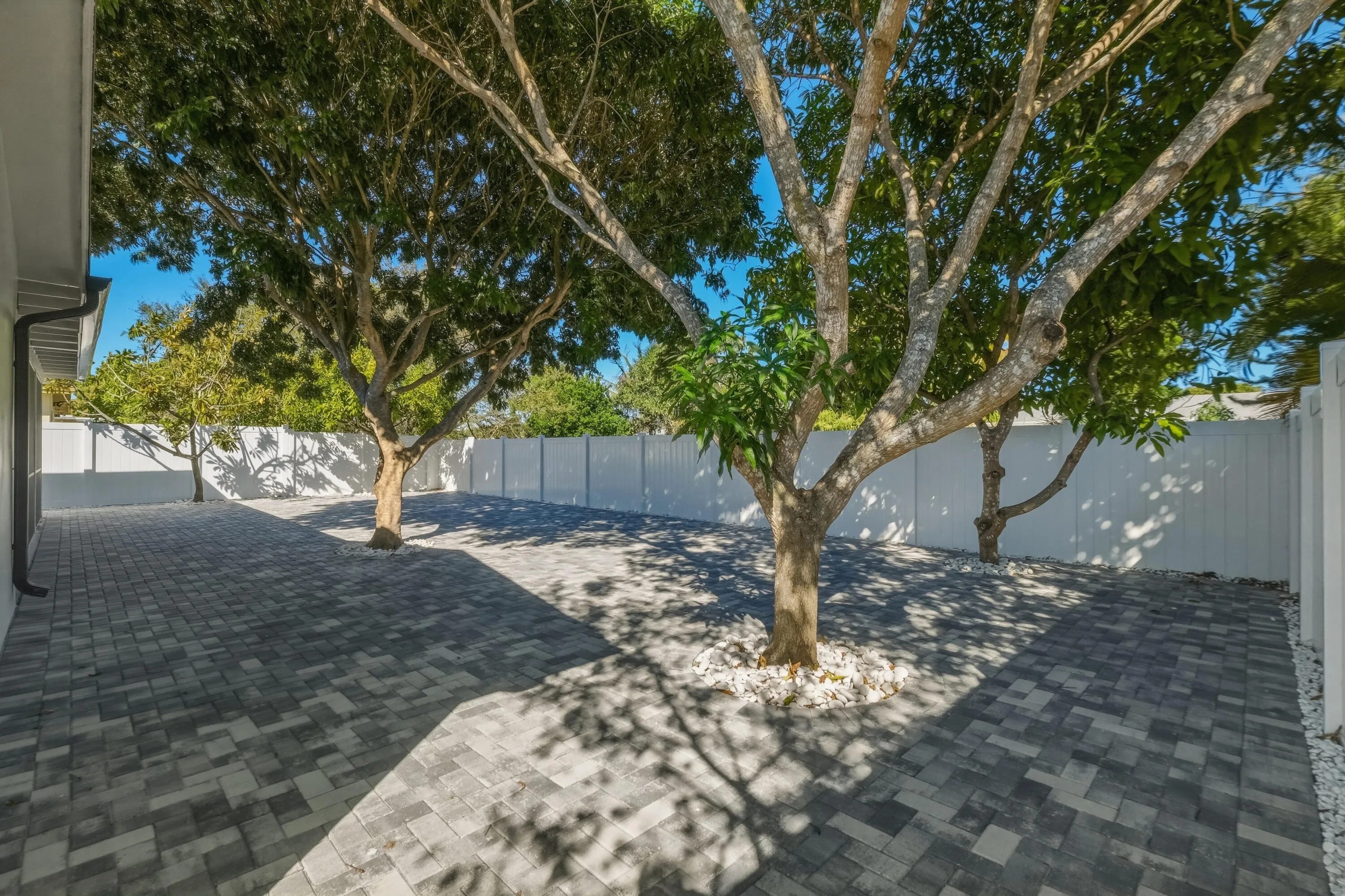 22390 SW 66th Ave-53
