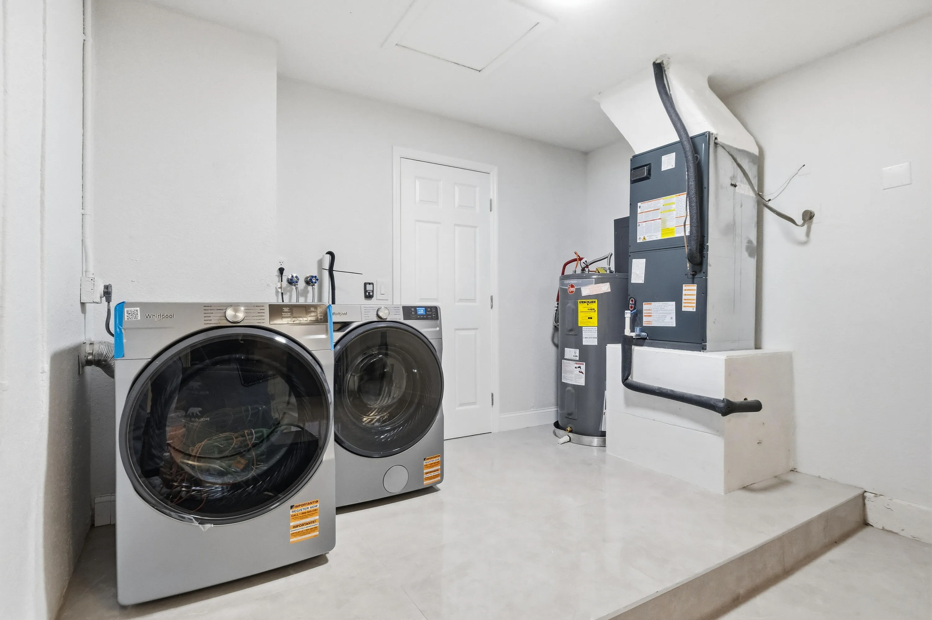 22390 SW 66th Ave-44