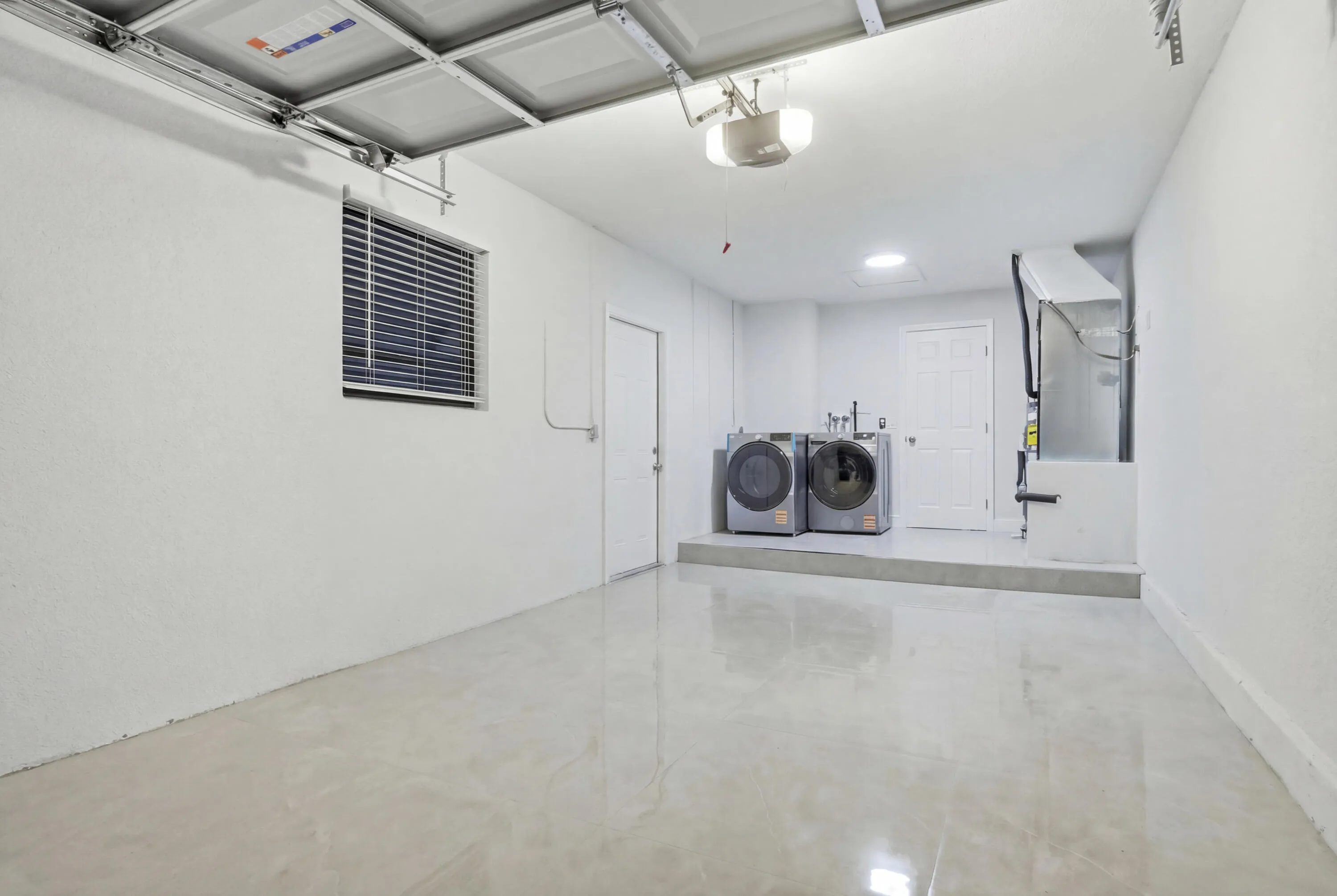 22390 SW 66th Ave-43