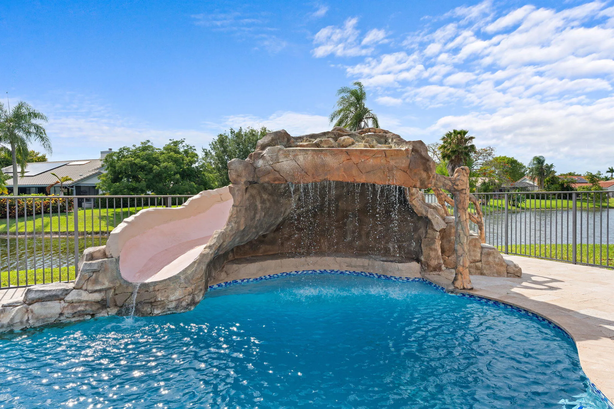 55-web-or-mls-11220 NW 2nd Manor Coral S