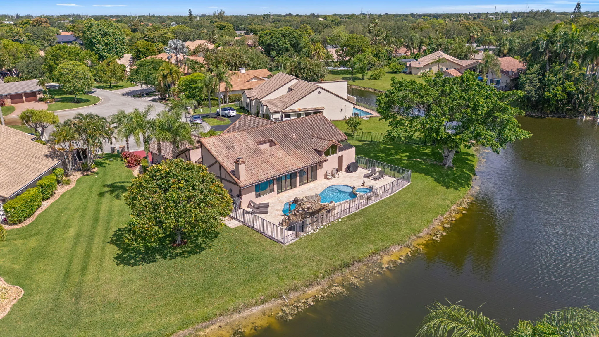 68-web-or-mls-11220 NW 2nd Manor Coral S