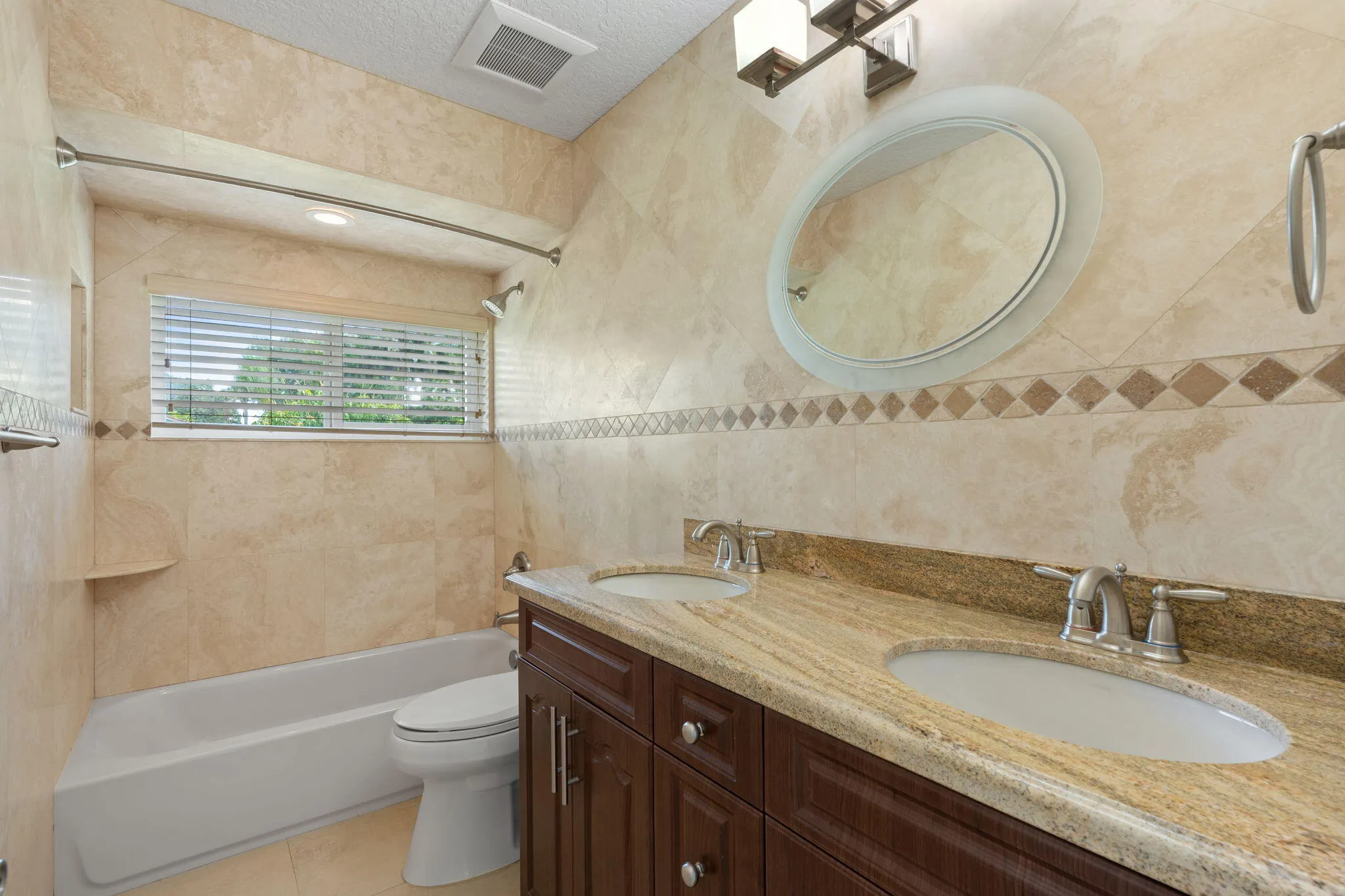 44-web-or-mls-11220 NW 2nd Manor Coral S