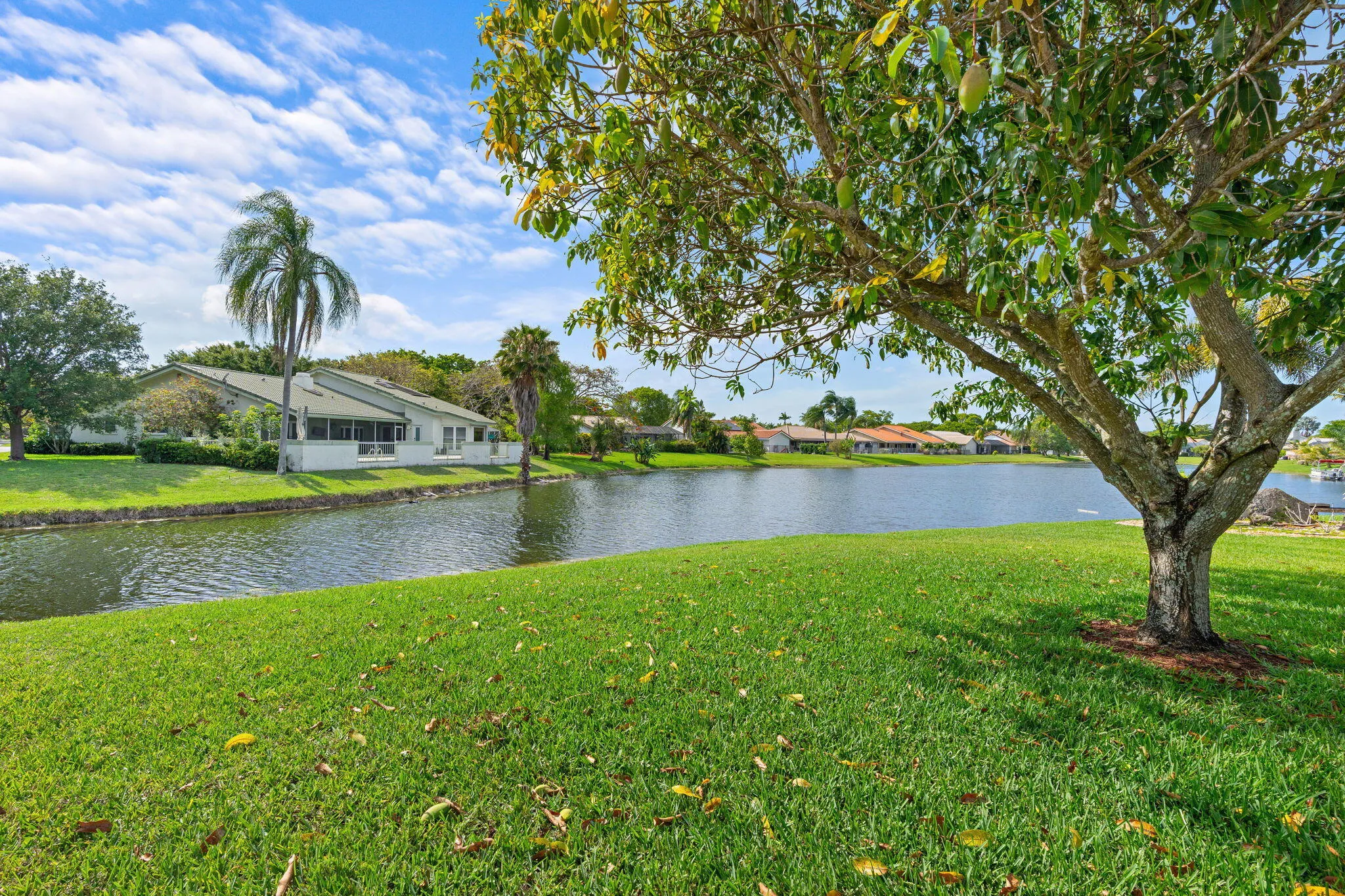 57-web-or-mls-11220 NW 2nd Manor Coral S