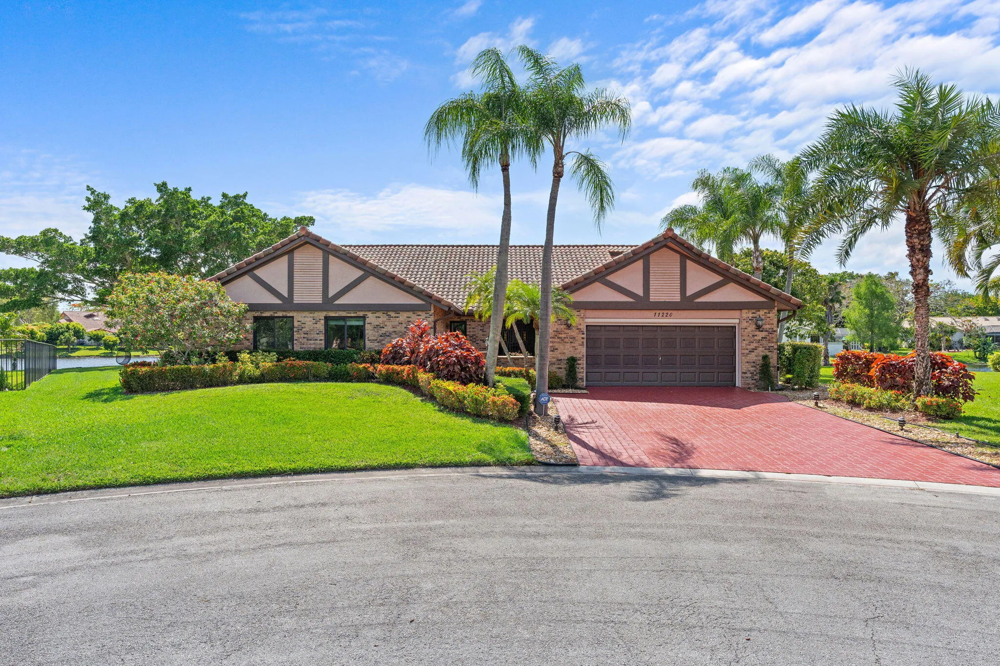 2-web-or-mls-11220 NW 2nd Manor Coral Sp