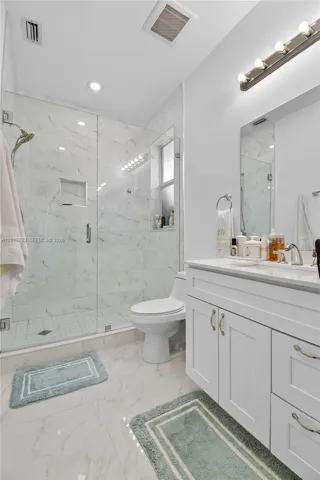 4th Bathroom