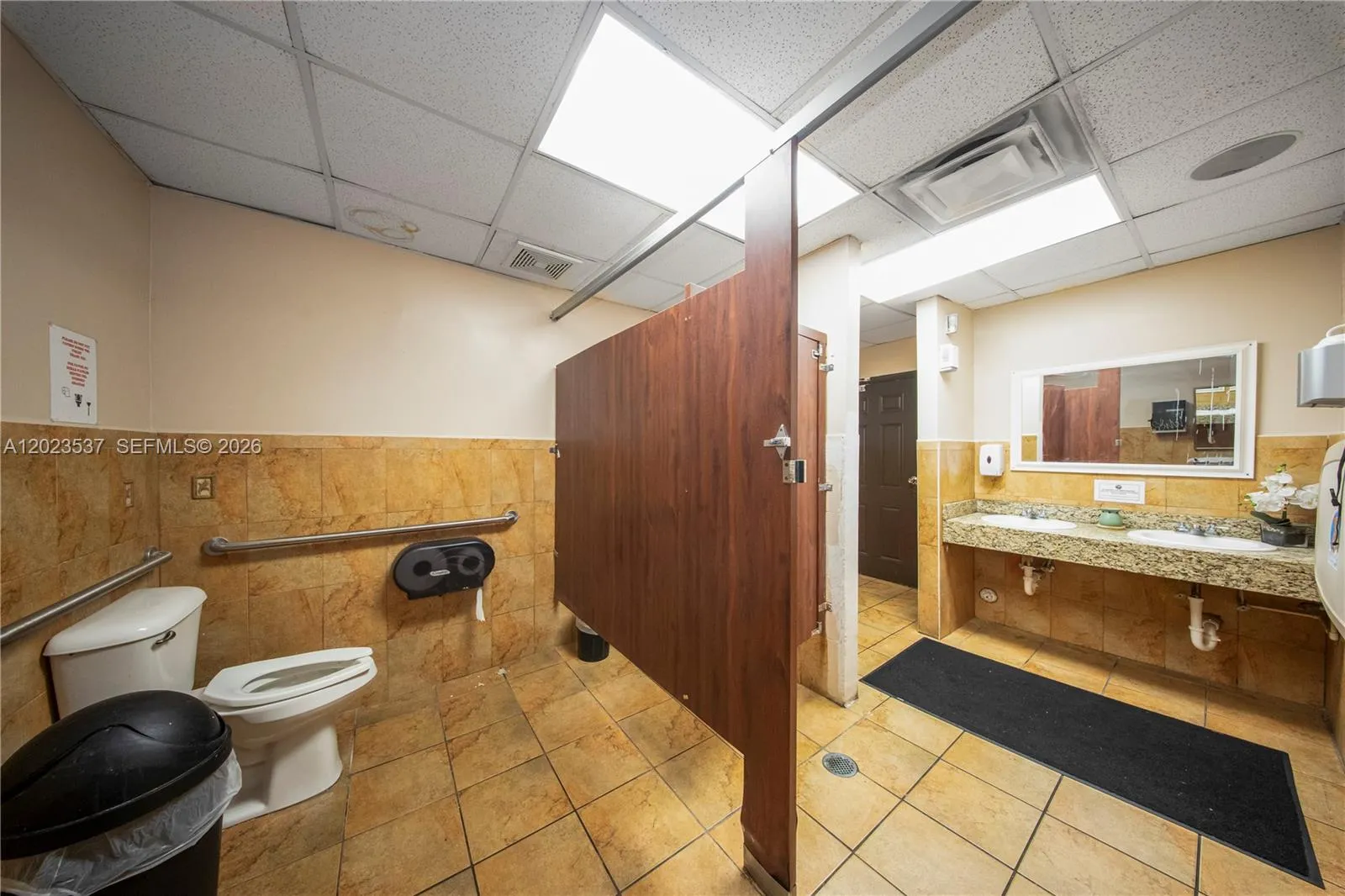 Property photo 35