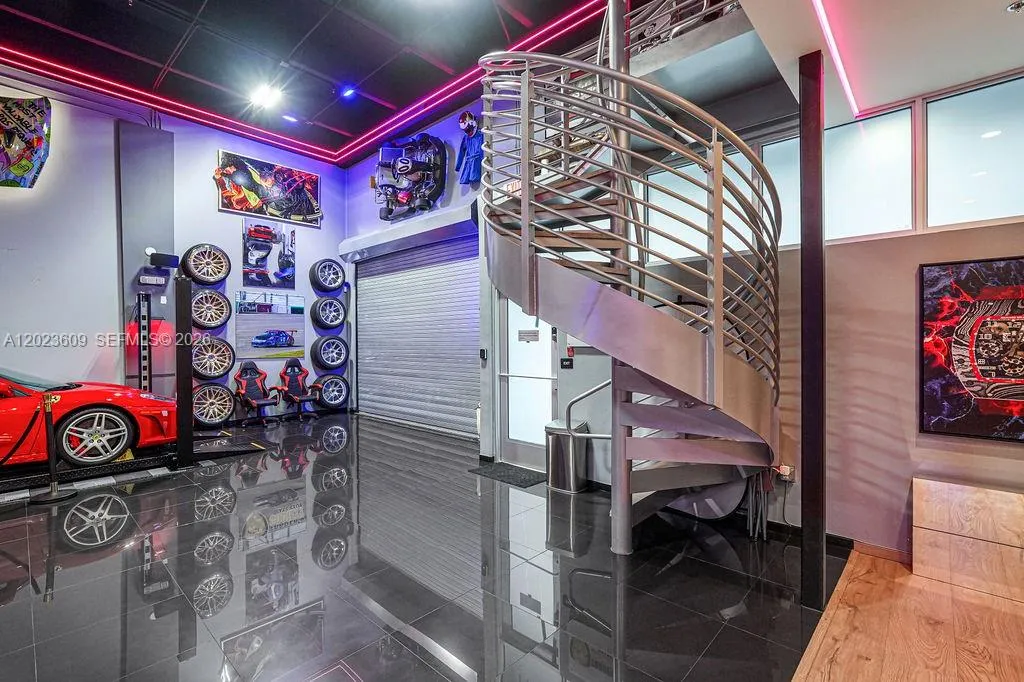 Property photo 24