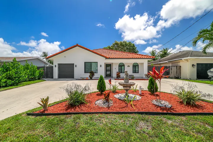 2000 SW 28th Ave-1