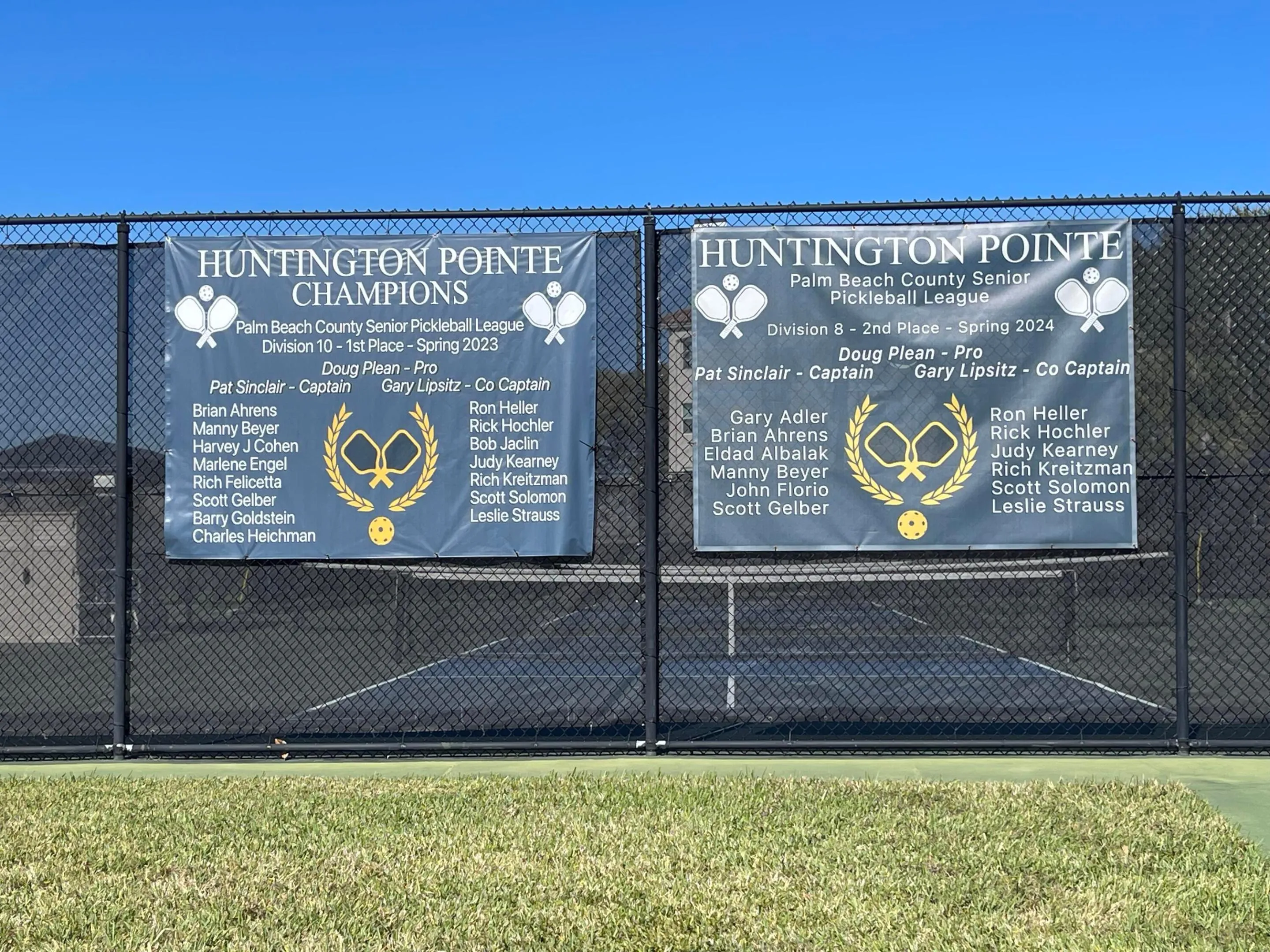 Pickle ball signs