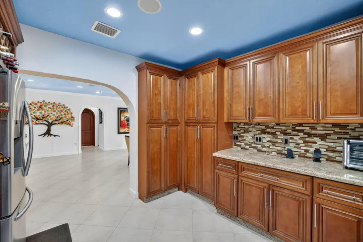 24-web-or-mls-699A9053