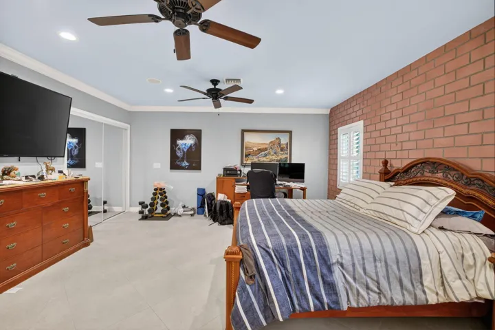 29-web-or-mls-699A9113