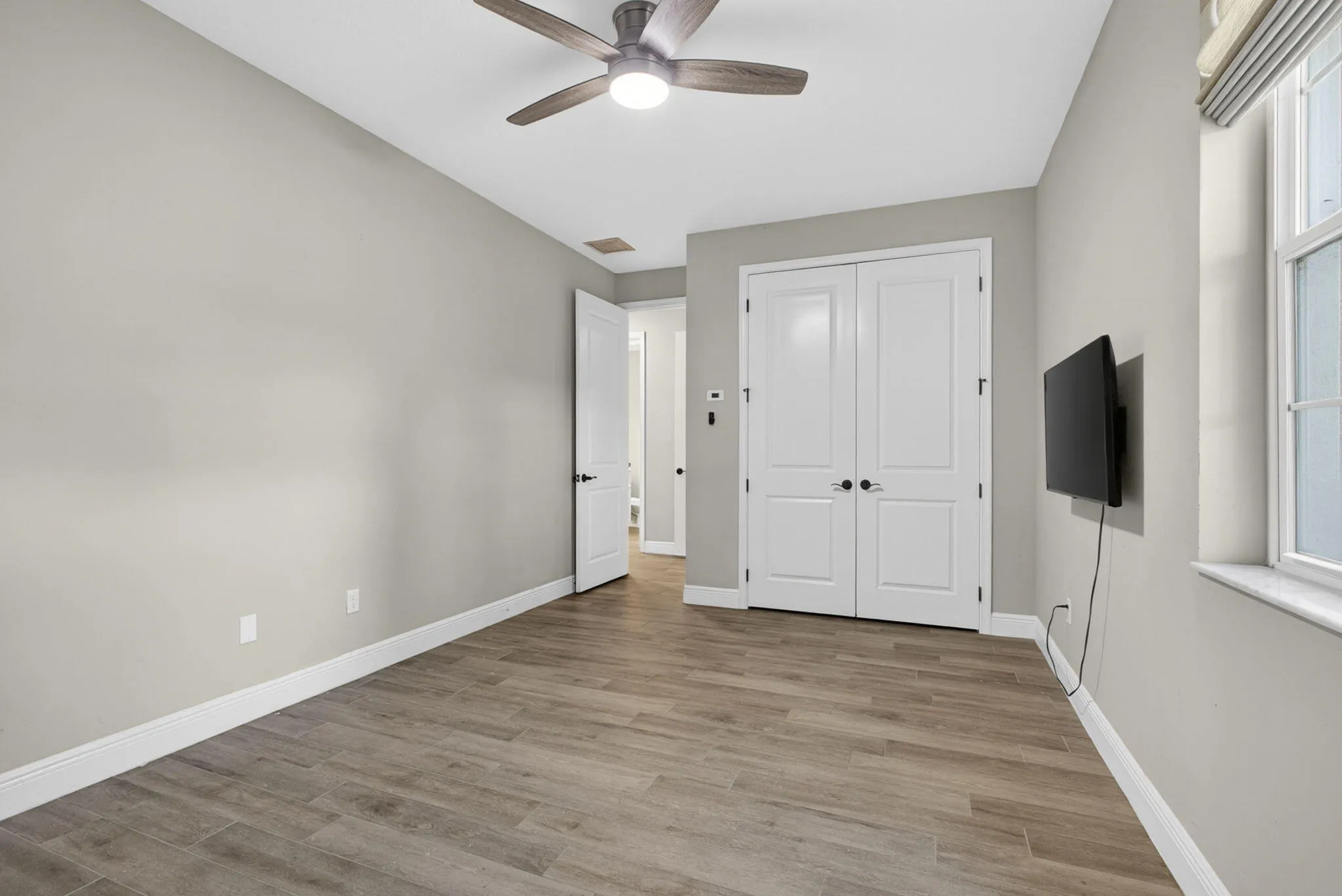 Property photo 50
