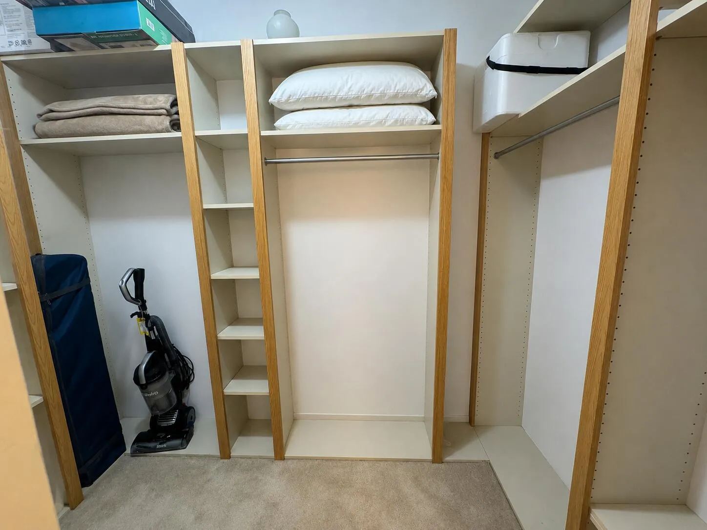 101 SS Master Closet
