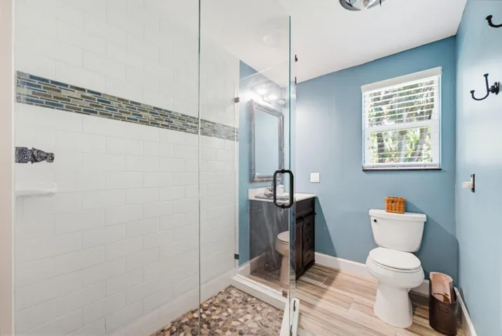 Detached Guest House Bathroom