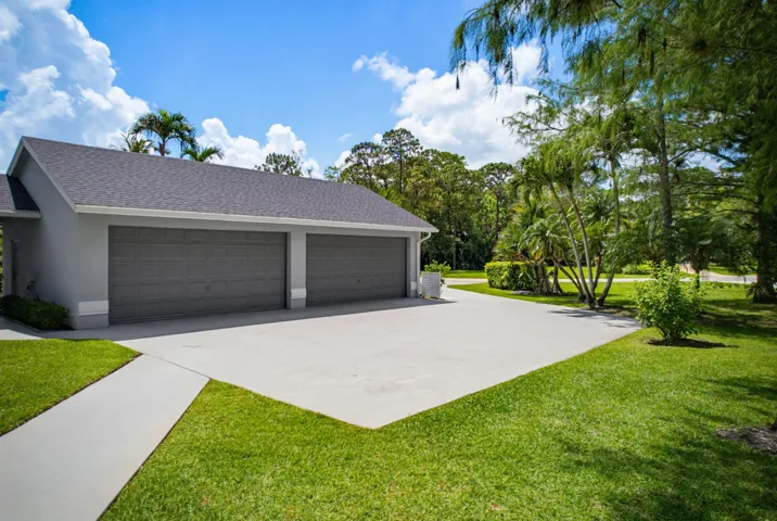 Detached 4 Car Garage