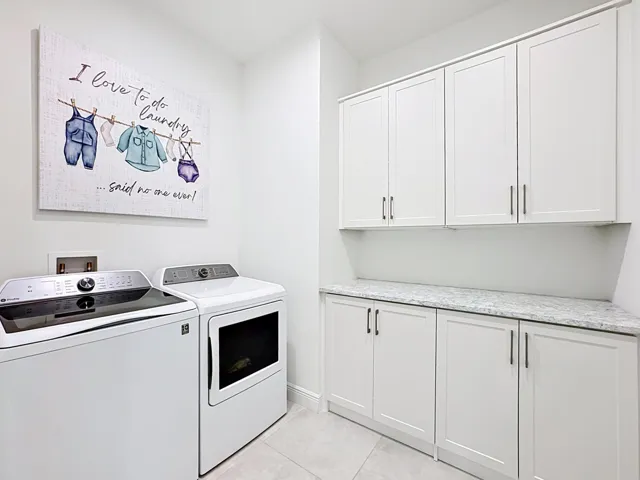 8596 SW Felicita Laundry Room
