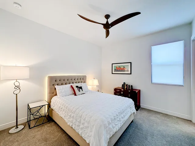 8596 SW Felicita Guest Bed 1