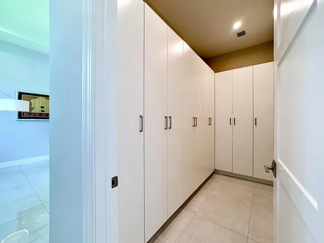 8596 SW Felicita Way Walk in Pantry