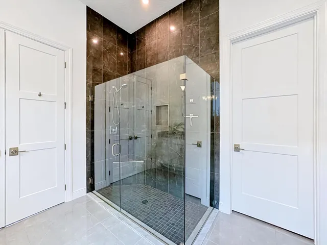 8596 SW Felicita Way Primary Shower