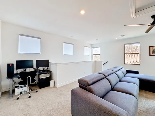 8596 SW Felicita Way Bonus Room 3
