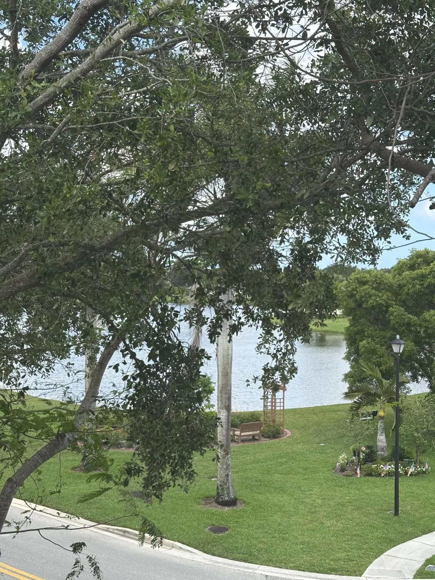 Privacy /Lake View