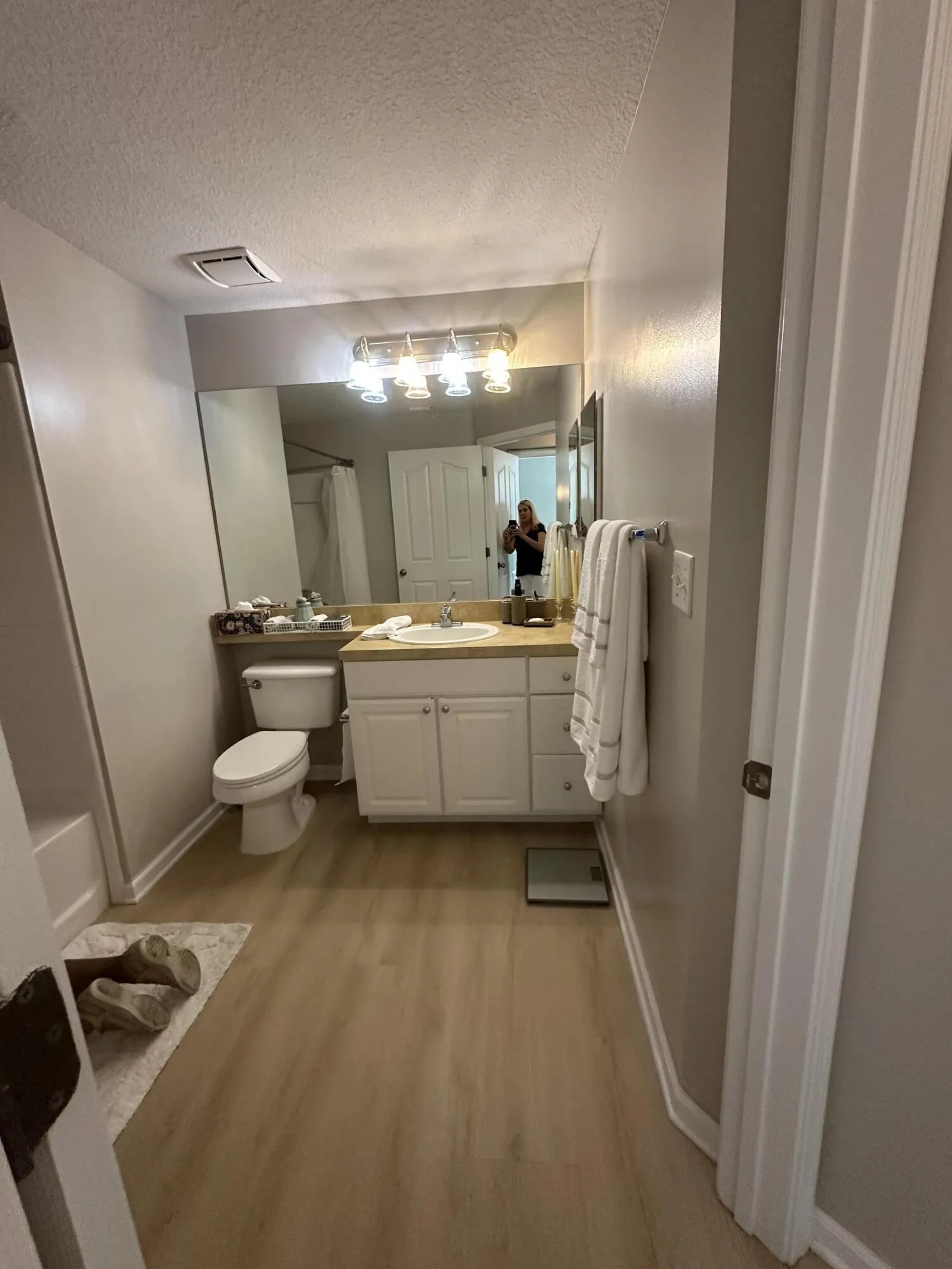 Ensuite Master Bathroom