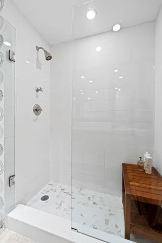 27-web-or-mls-A7405683