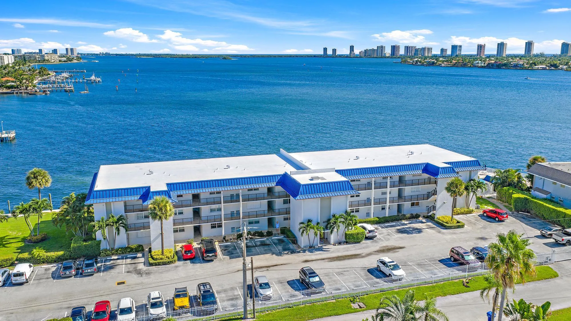 Dolphin Point