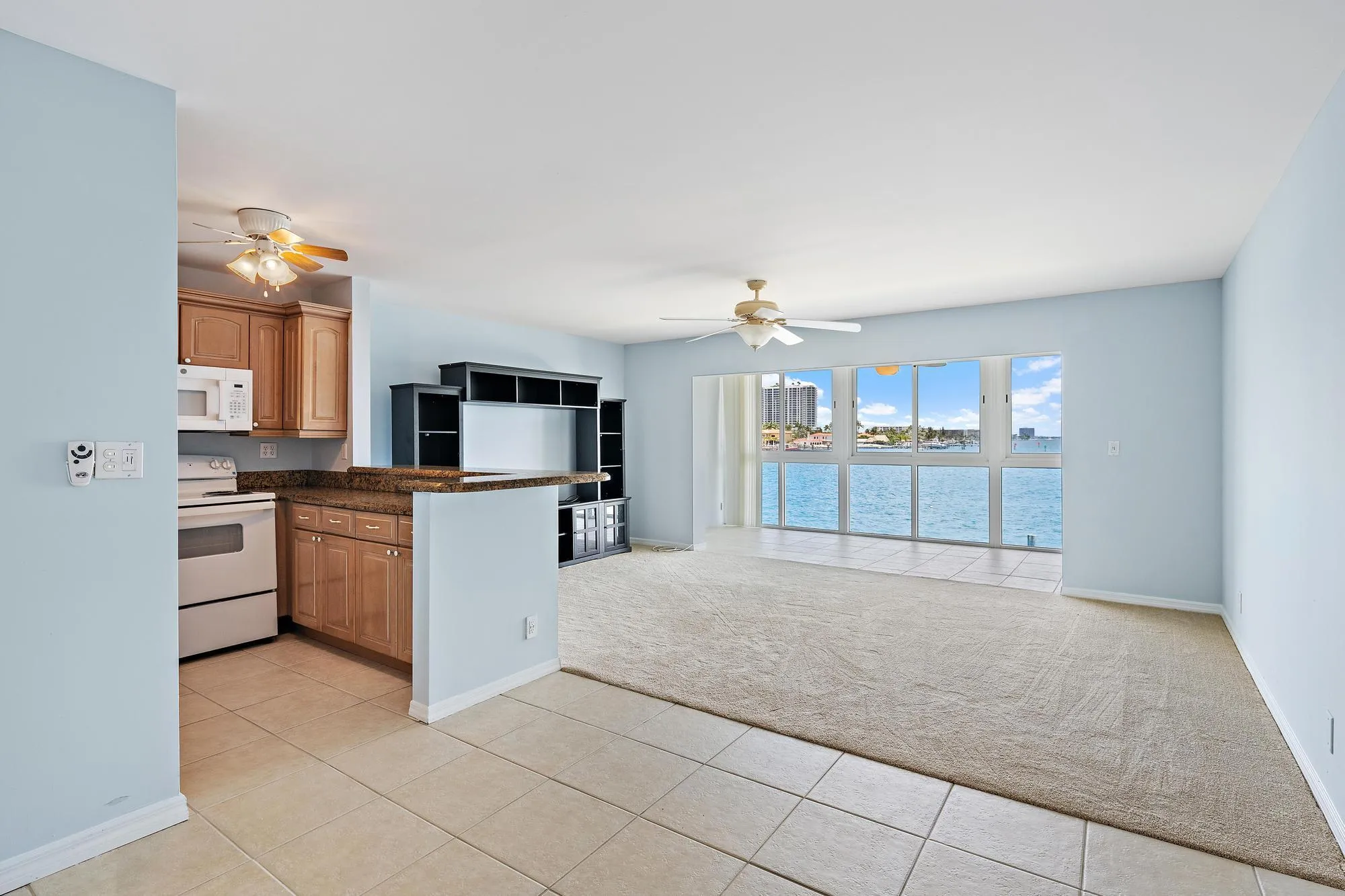 400 Wilma Cir 206-1