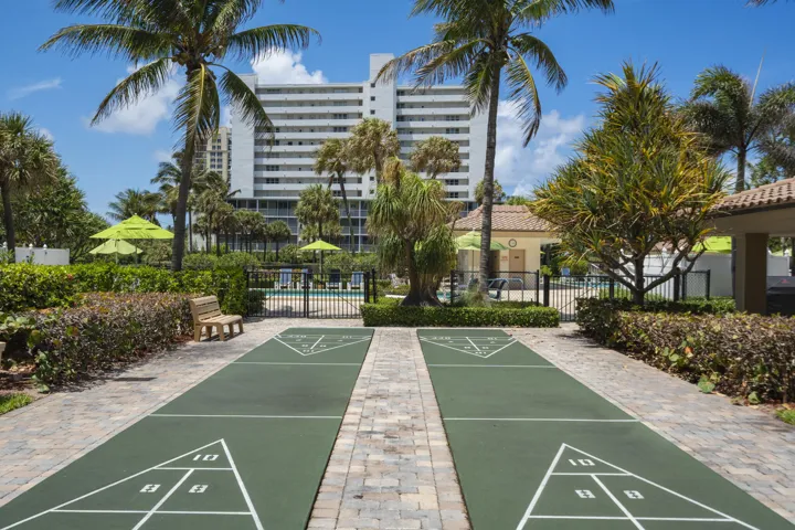 Shuffle Board
