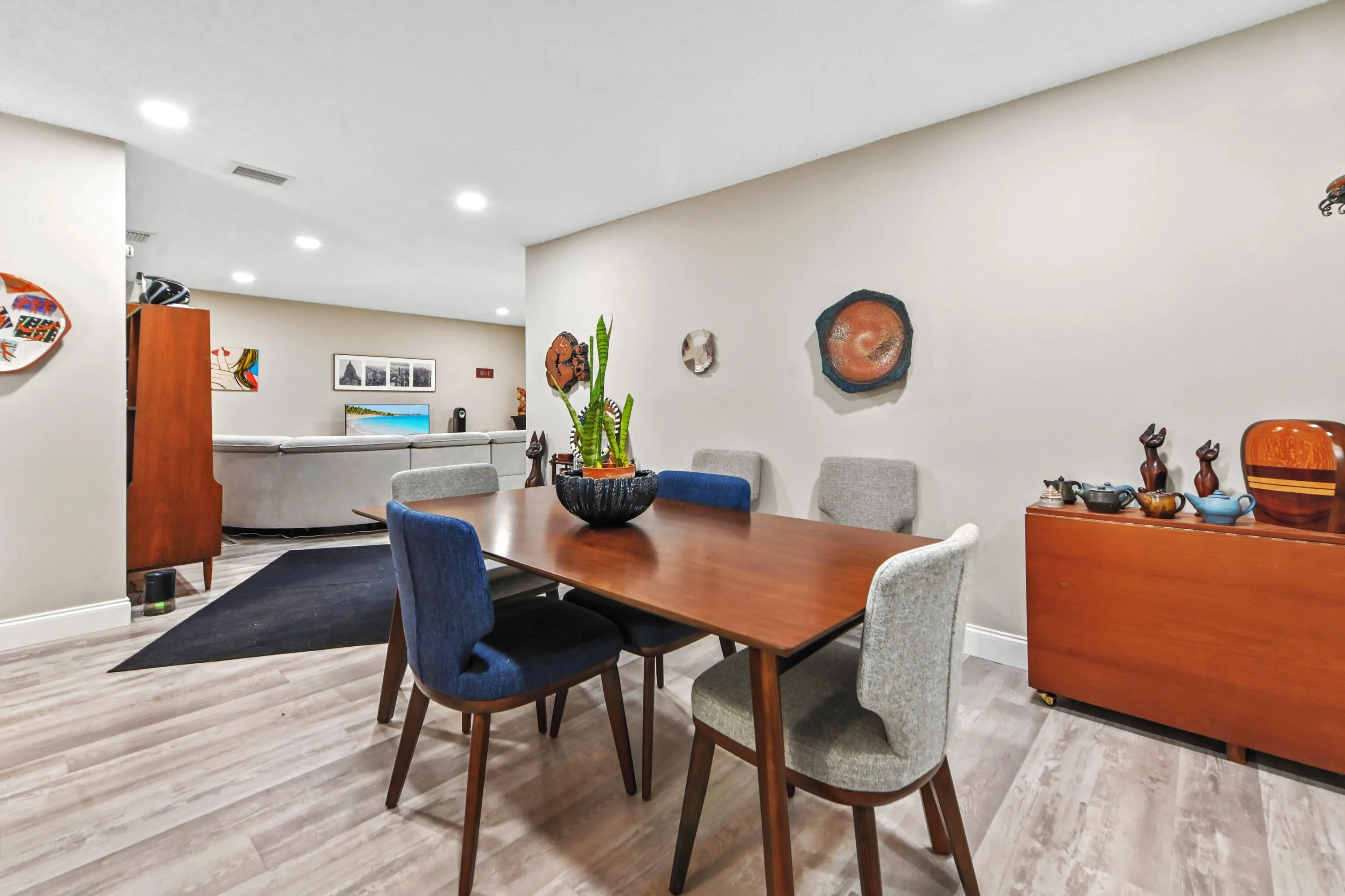 16 Dining area 03