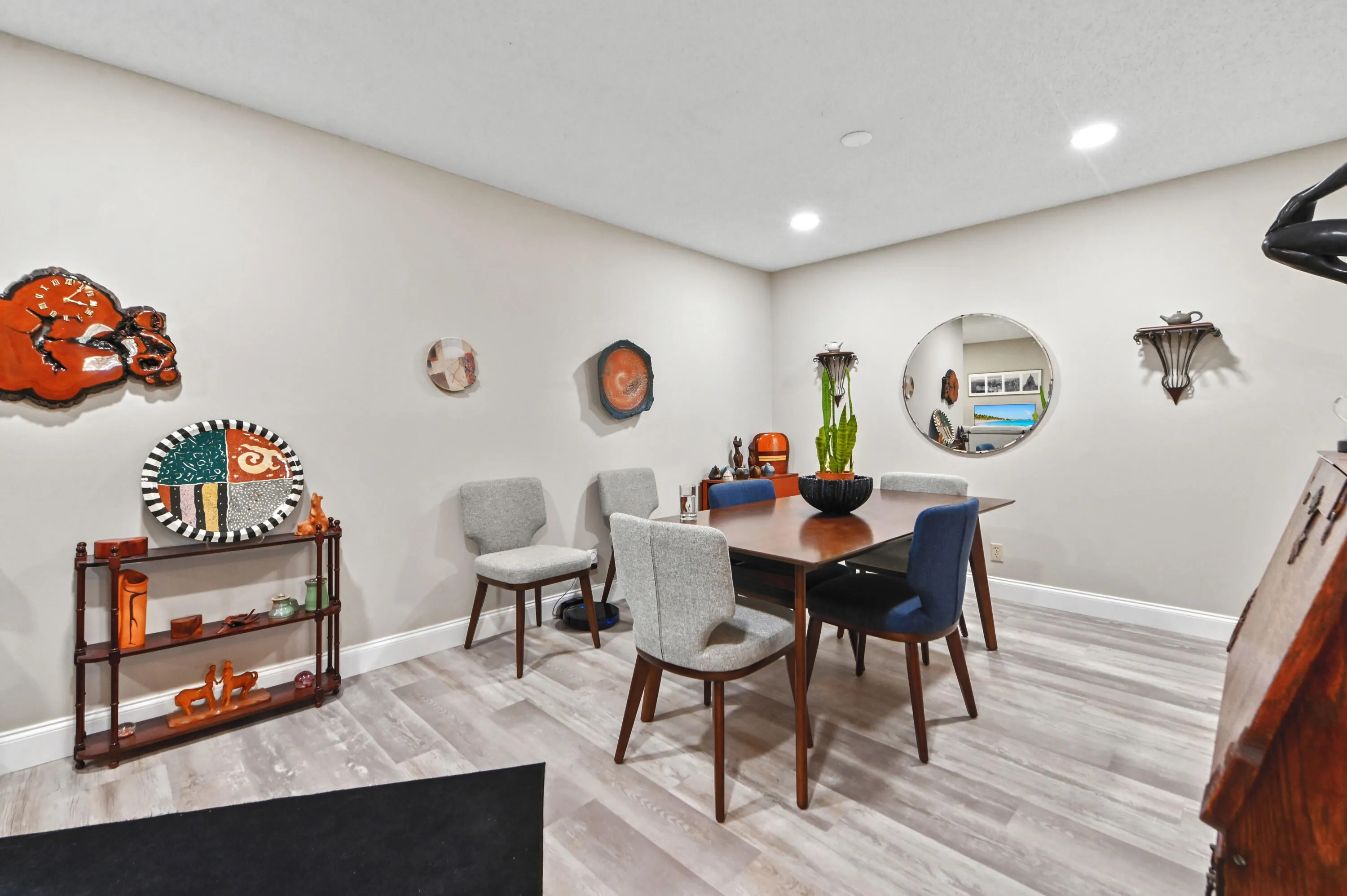 14 Dining area 01