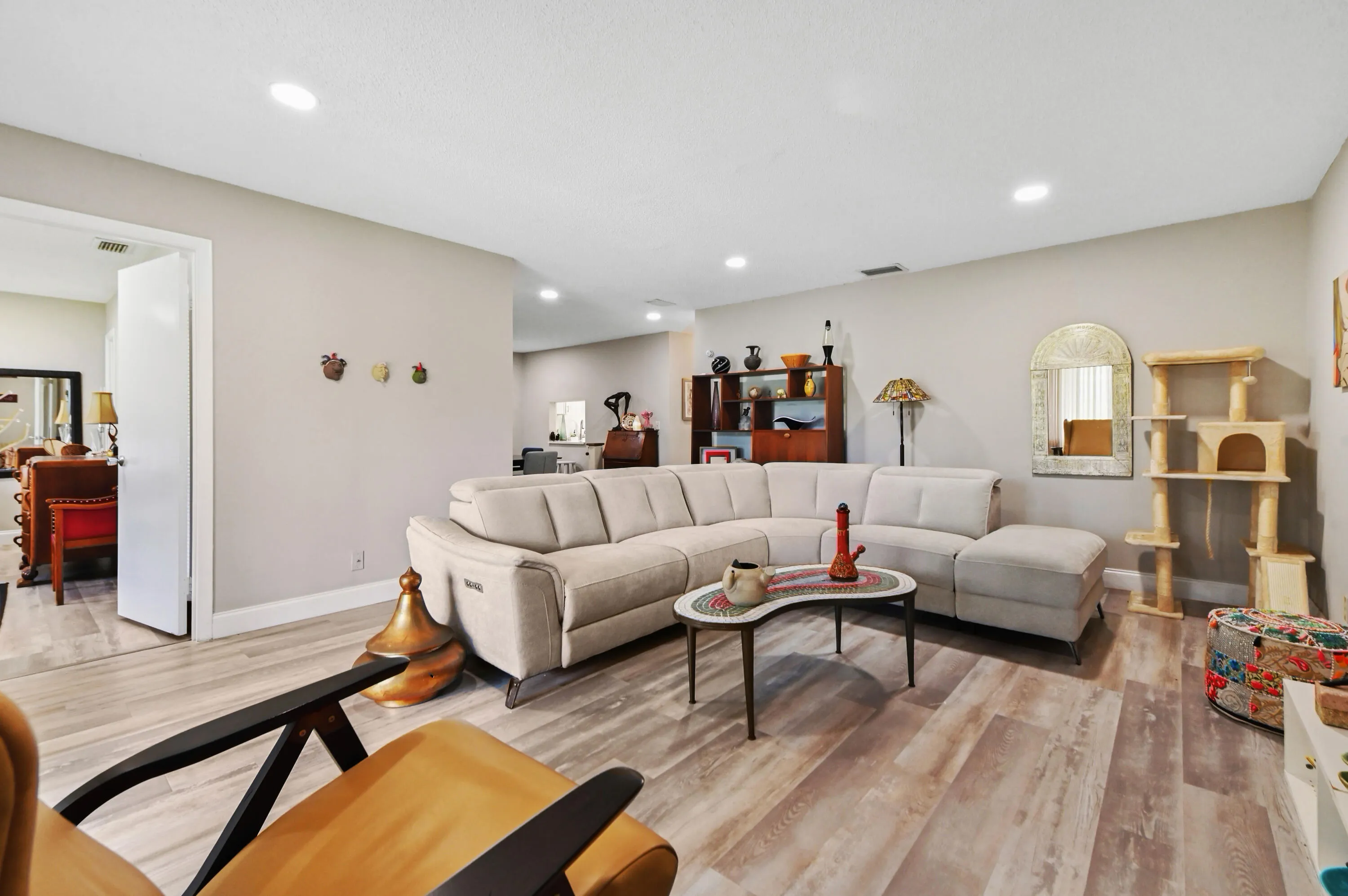 19 Living room 03