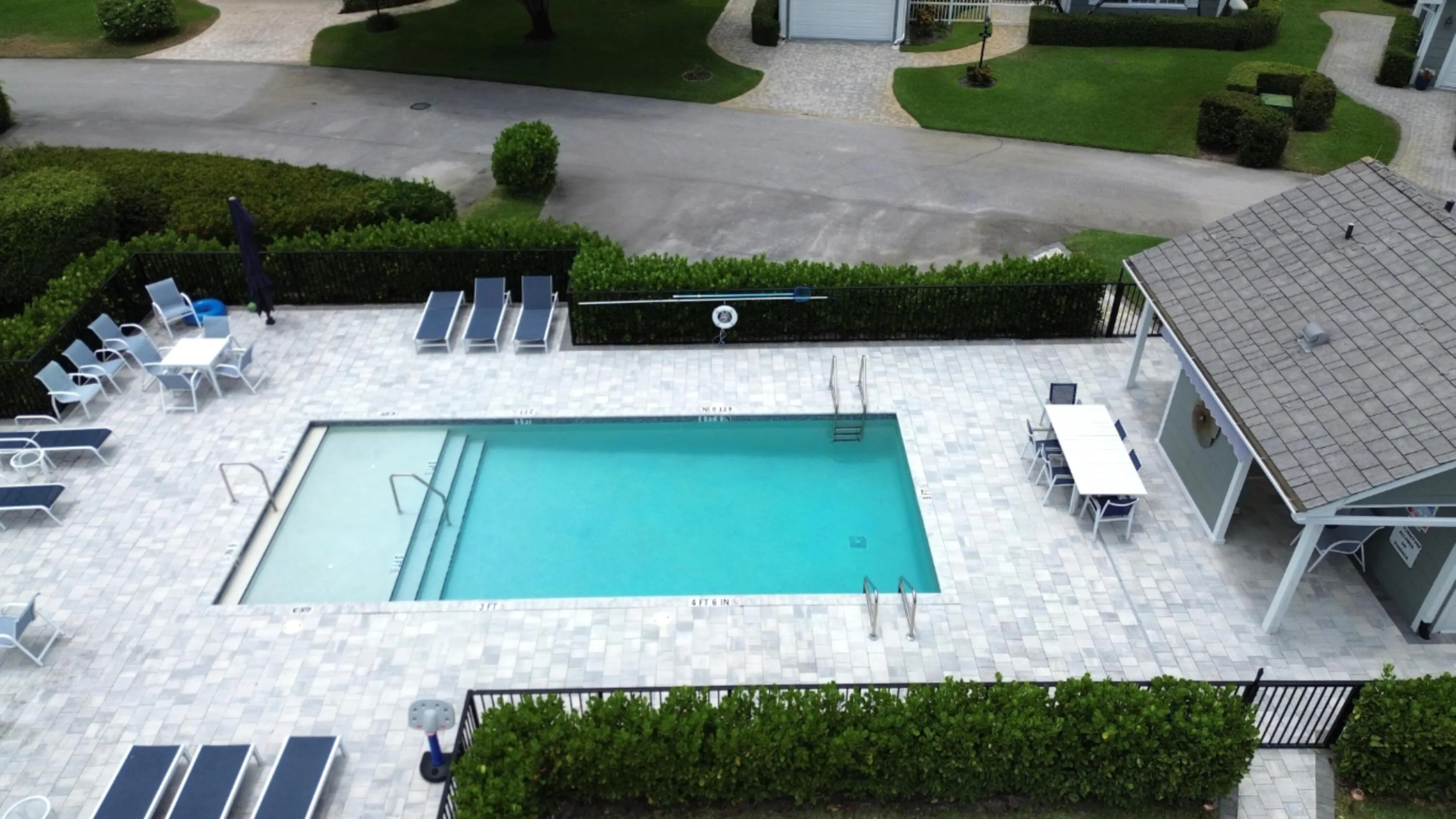 11 HOLLY DR 21