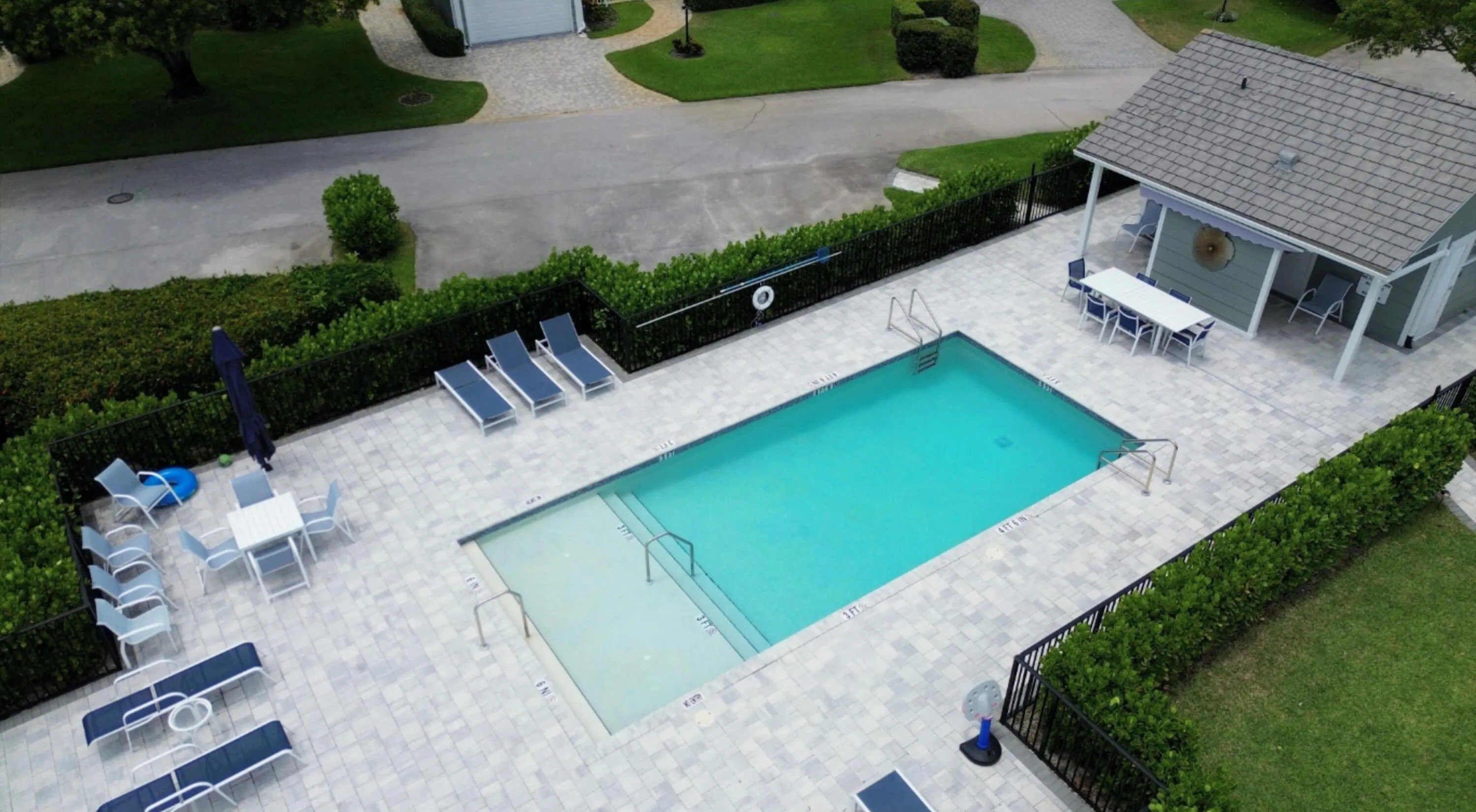 11 HOLLY DR 20