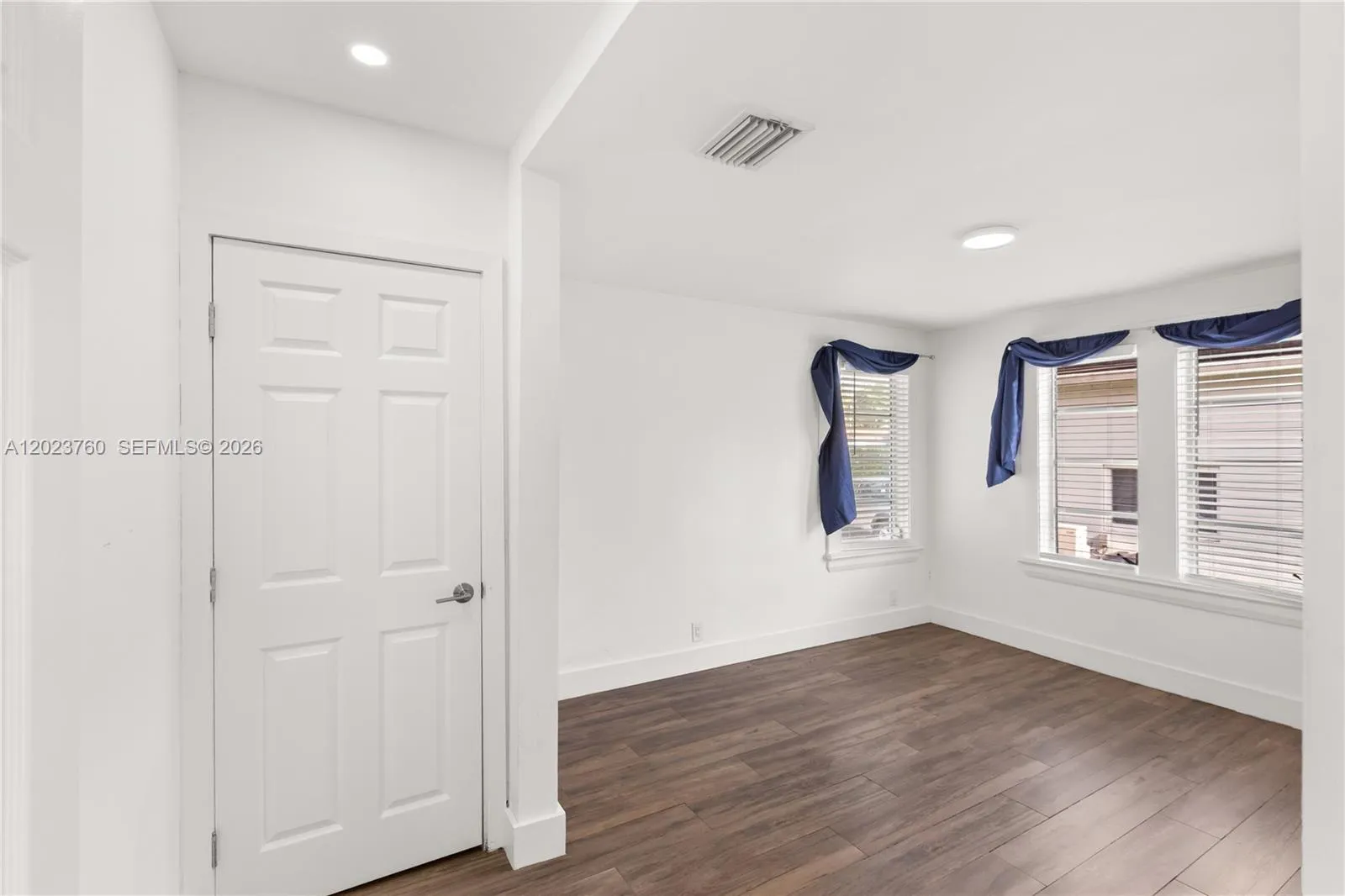Property photo 74