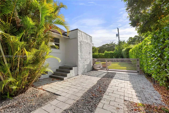 Photo 35