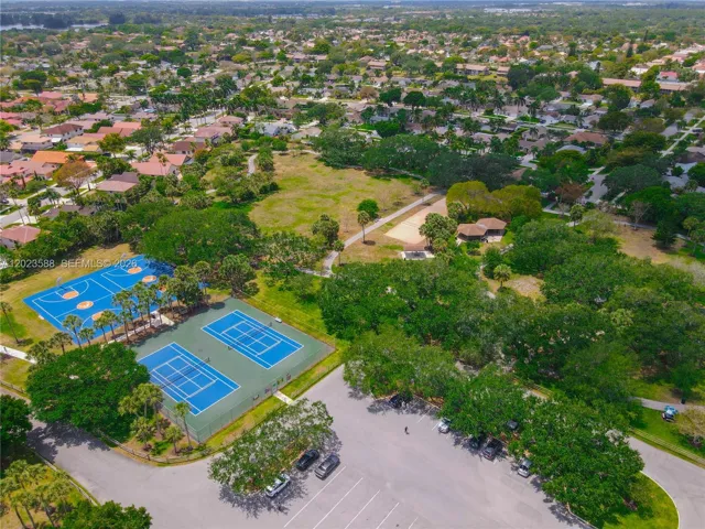 Villages of Hillsboro Park
