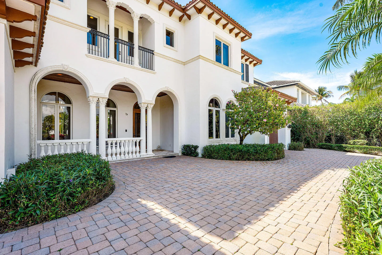 1282_Sabal_Palm_Drive_04